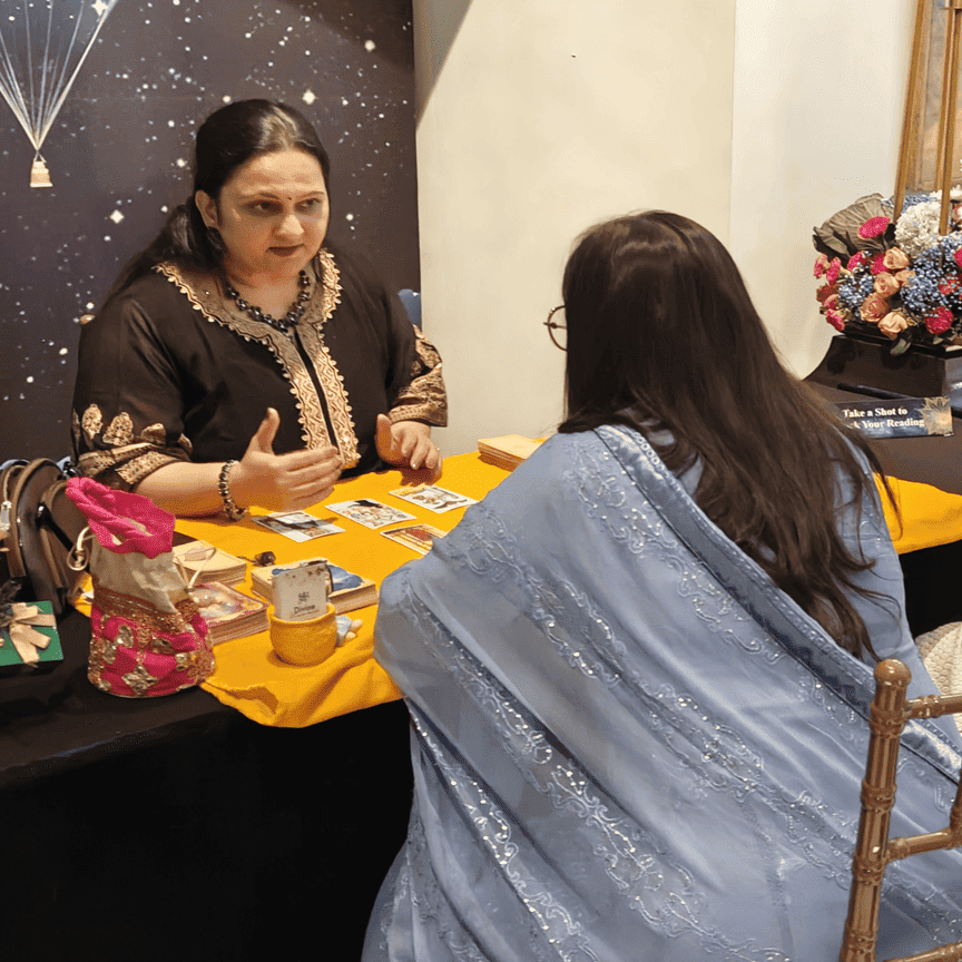 Best Tarot Card Reader in Mumbai
