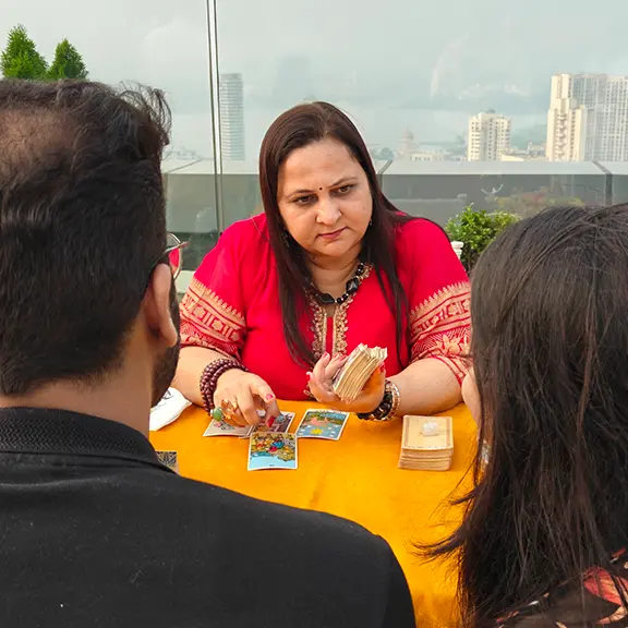 Best Tarot Card Reader in Bandra